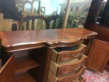 Vintage Buffet, Sideboard, Bernhardt Furniture - Image 3