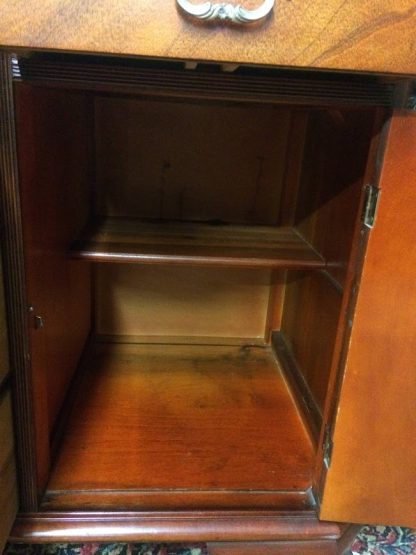 Vintage Mahogany Sideboard, Serpentine Front Buffet, Vintage Mahogany Buffet - Image 7