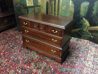 Vintage Mahogany and Cedar Blanket Chest, Blanket Box, Cedar Chest - Image 3