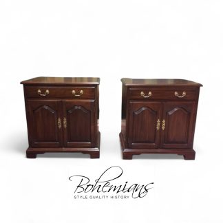 Vintage Nightstands, Henkel Harris Nightstands, Pair of Nightstands Mahogany