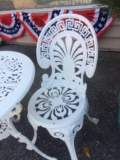 Vintage Cast Aluminum Patio Set, Garden Set, White Patio Set - Image 4