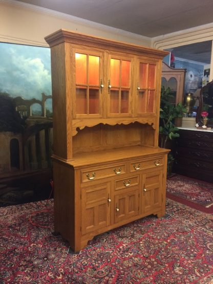 Vintage Oak China Cabinet, Pennsylvania House Furniture - Image 2
