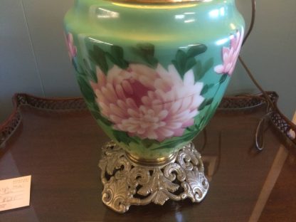 Antique Gone with the Wind Style Lamp, Chrysanthemum Lamp - Image 3
