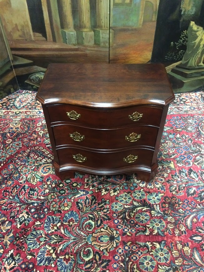 Vintage Accent Chest, Pennsylvania House Furniture - Image 3