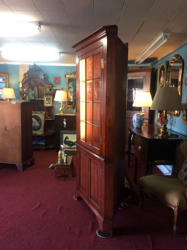 Vintage Henkel Harris Corner Cabinet, Lighted Display Cabinet - Image 4