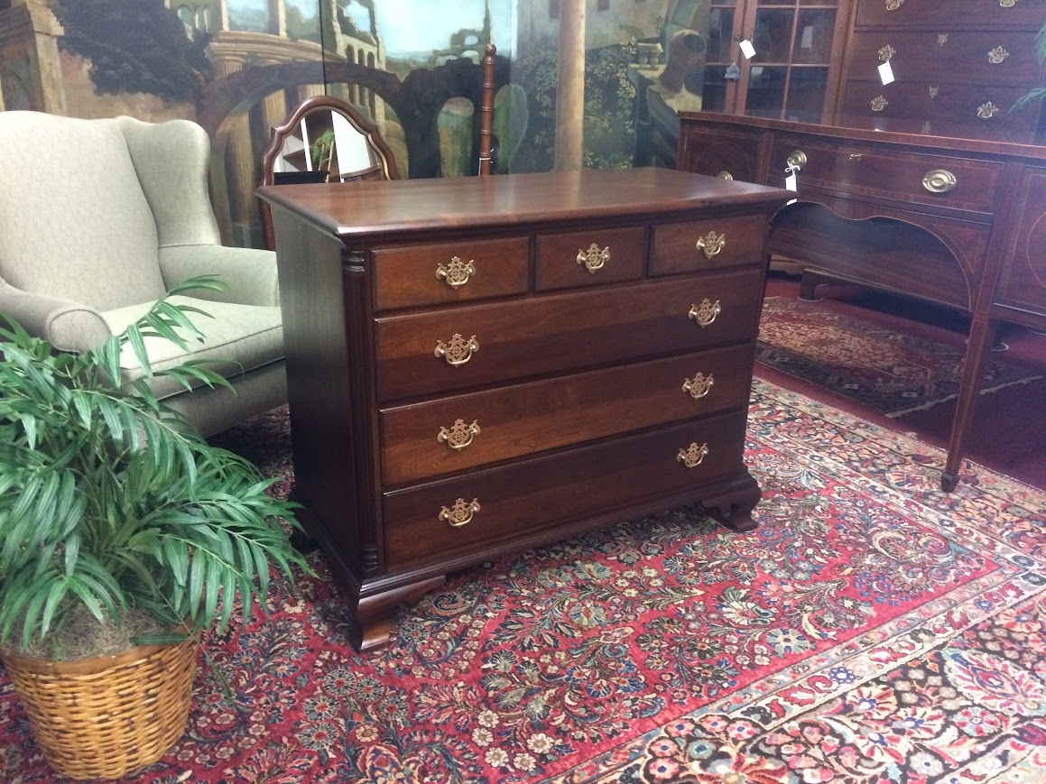 Vintage Dresser, Kling Mahogany Dresser, Federal Style Dresser - Image 4