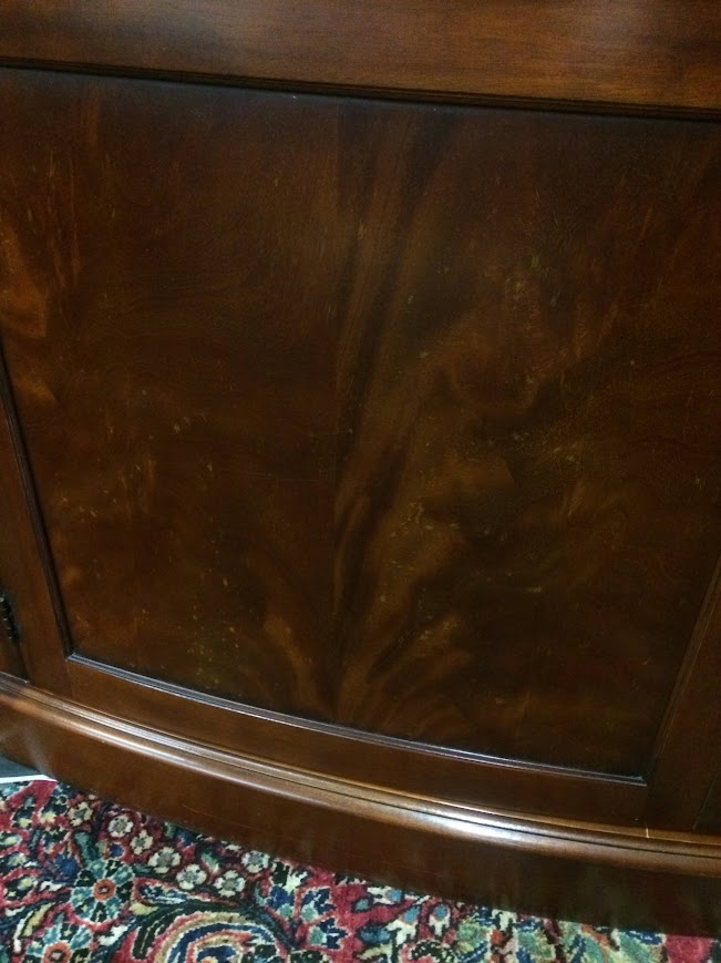 Vintage Curio Cabinet, Display Cabinet, Hickory Chair Furniture (Winterthur Collection) - Image 11