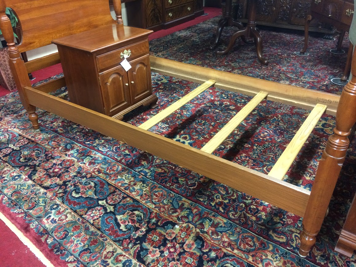 Vintage Poster Bed, Twin Size Poster Bed, Ethan Allen Furniture - Image 7