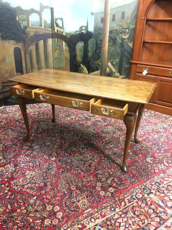 Vintage Oak Desk, Pennsylvania House Furniture - Image 12
