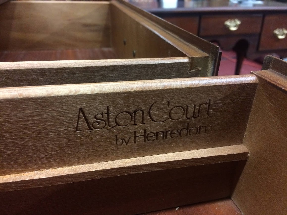 Vintage Dresser, Henredon Aston Court Dresser - Image 7