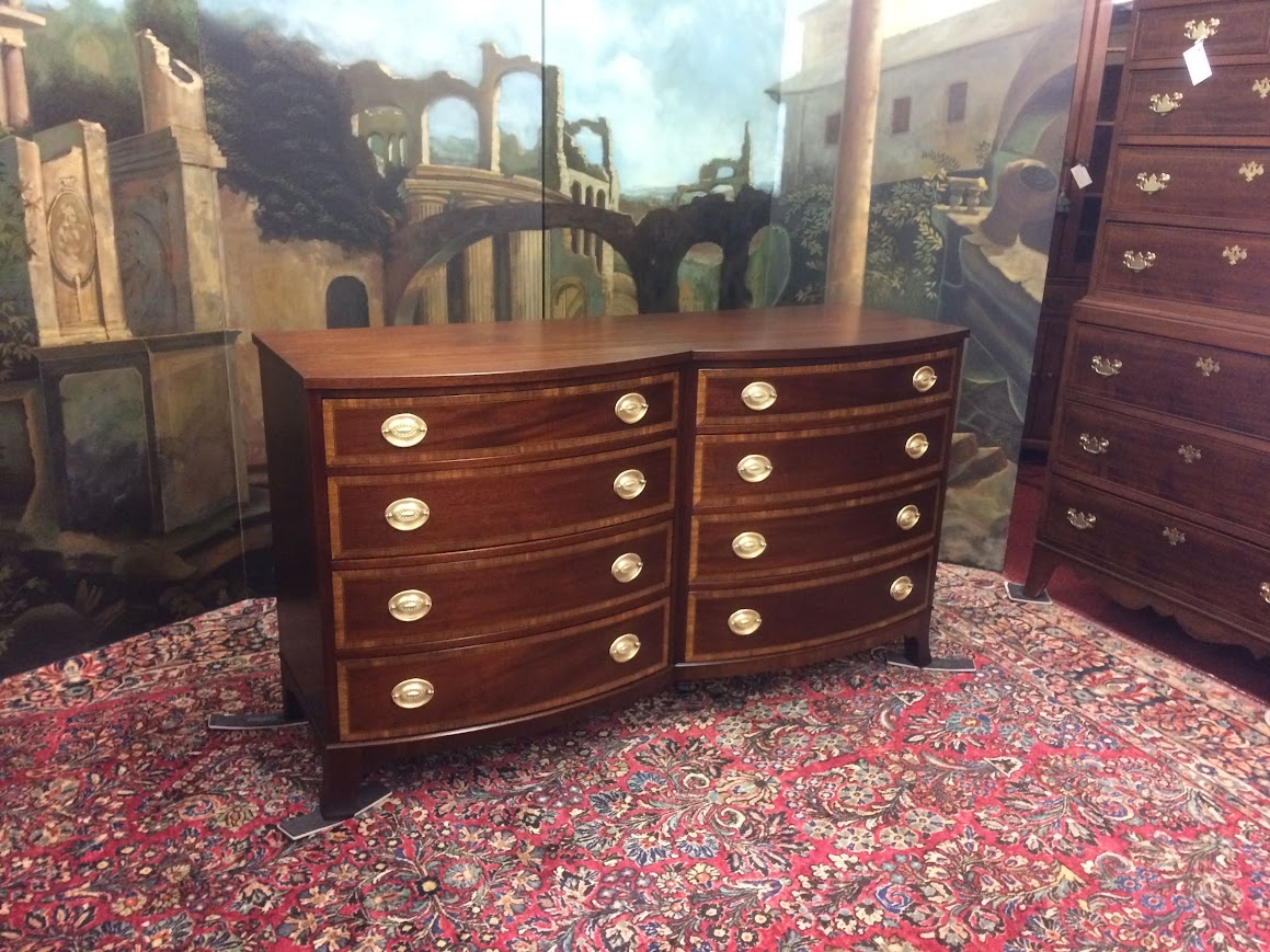 Vintage Banded Mahogany Dresser, Double Dresser - Image 4