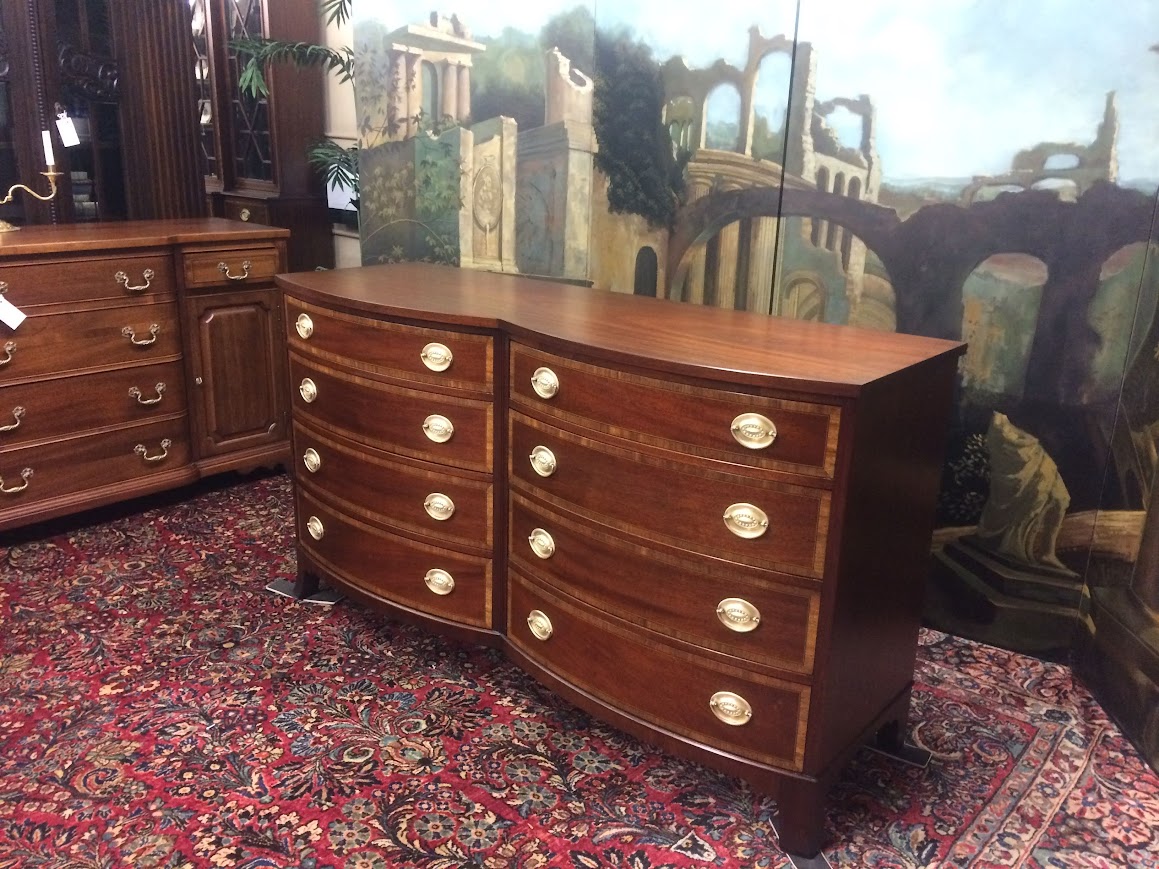 Vintage Banded Mahogany Dresser, Double Dresser - Image 5