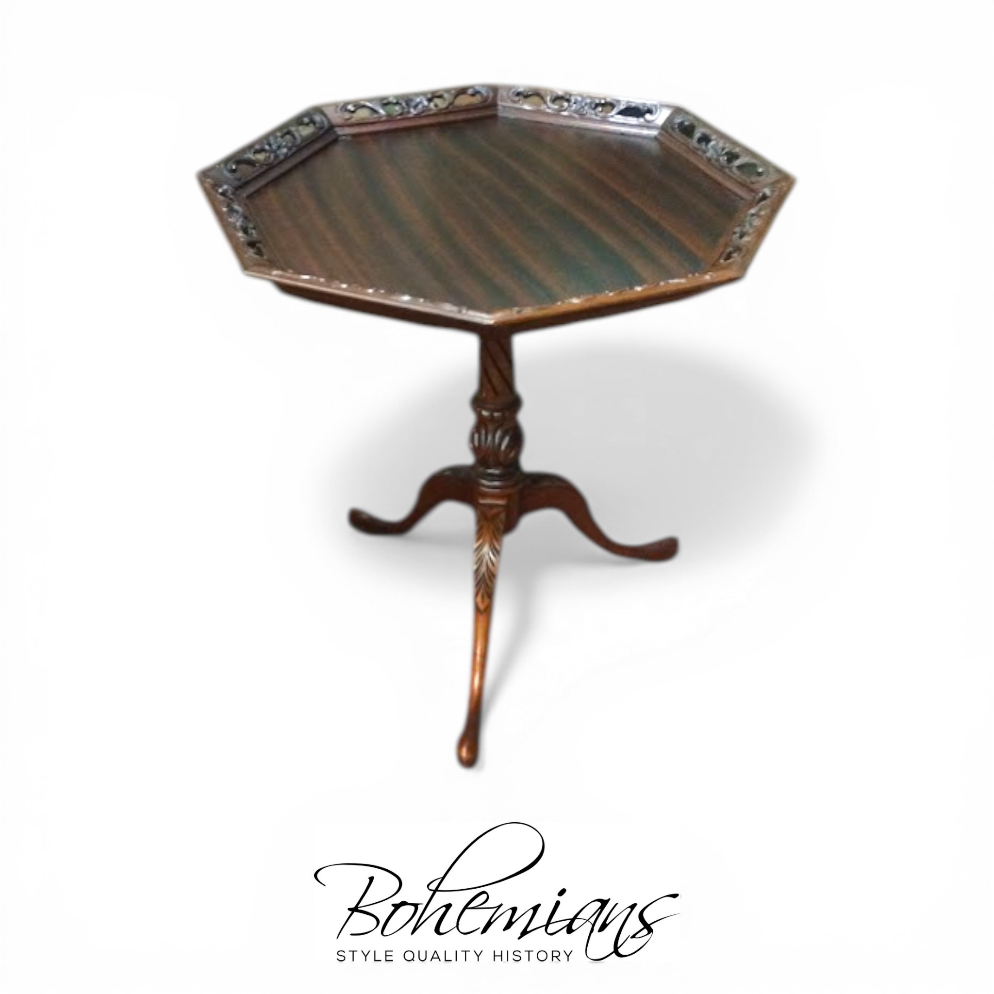 Vintage Piecrust Pedestal Table, Center Table or Side Table