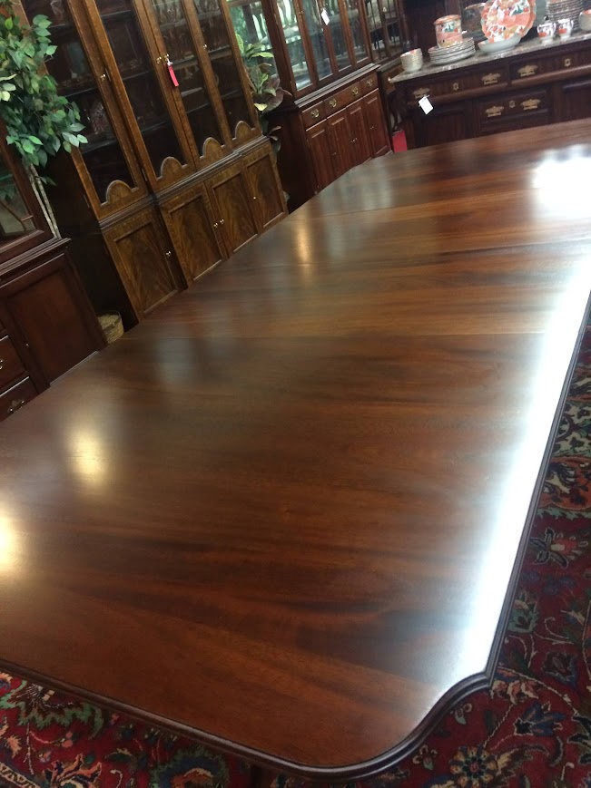 Vintage Dining Table, Mahogany Table, Jamestown Sterling Furniture - Image 4