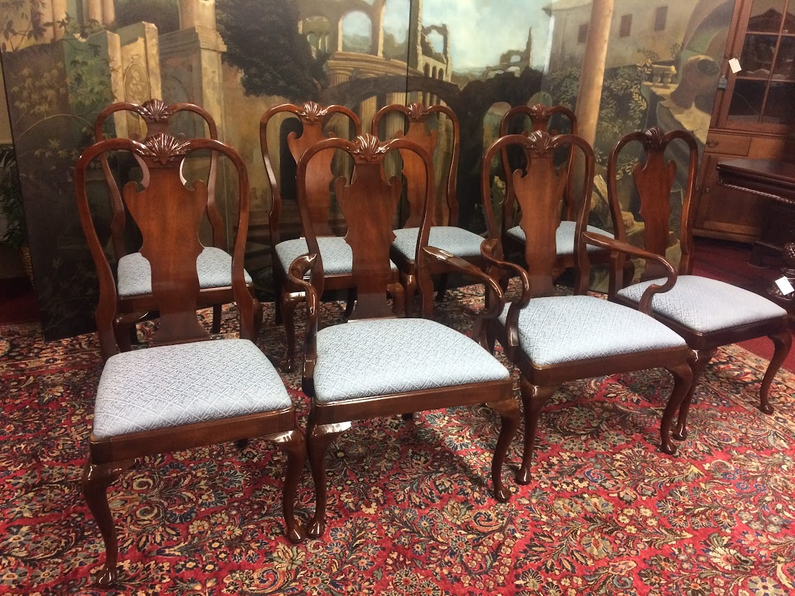 Vintage Queen Anne Dining Chairs, Henredon Furniture, Set of Eight - Image 4