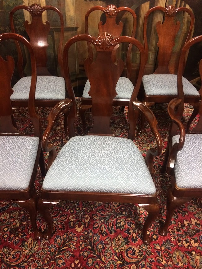 Vintage Queen Anne Dining Chairs, Henredon Furniture, Set of Eight - Image 5