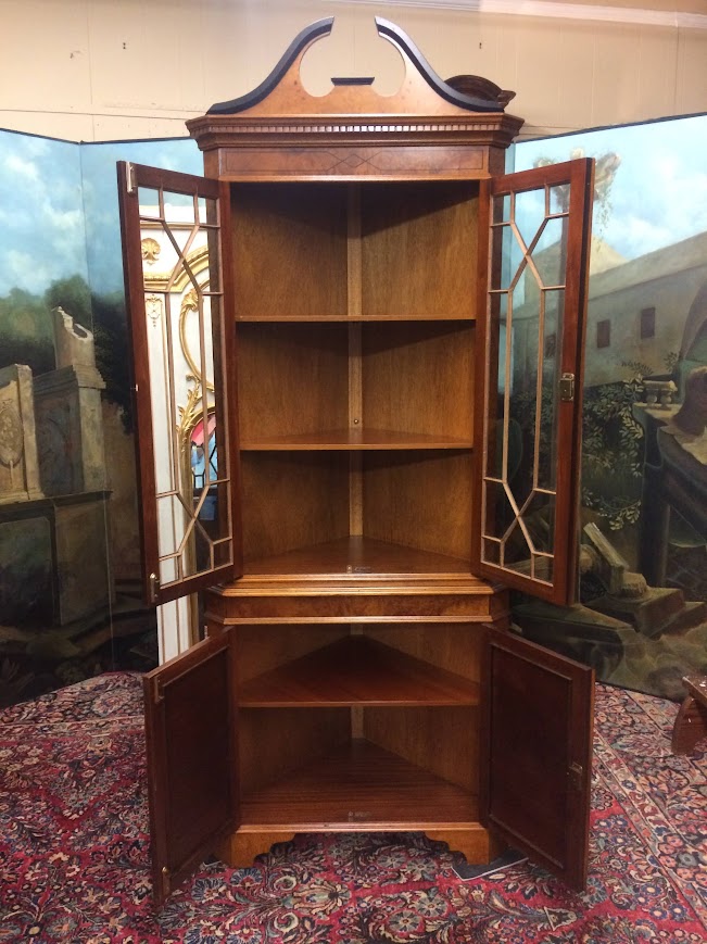Vintage Corner Cabinet, Burl Walnut Cabinet - Image 5