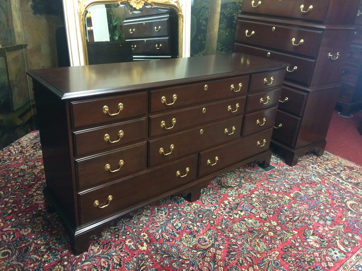 Vintage Dresser, Eleven Drawer Dresser, Harden Furniture - Image 4