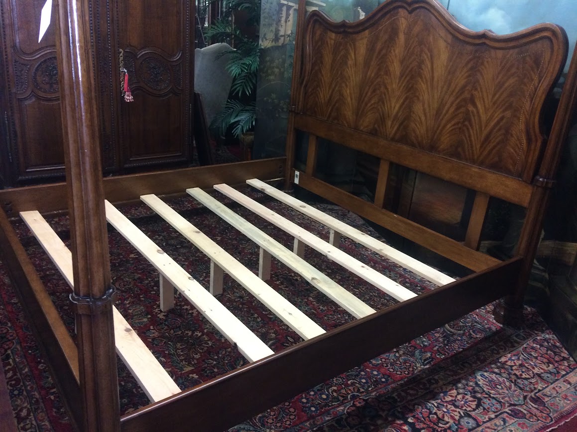 King Size Bed, Poster Bed, Attributed to Century Furniture - Image 9