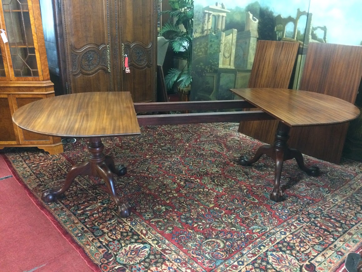 Colonial Style Dining Table, Tilting Dining Table, Mahogany Oval Table - Image 11