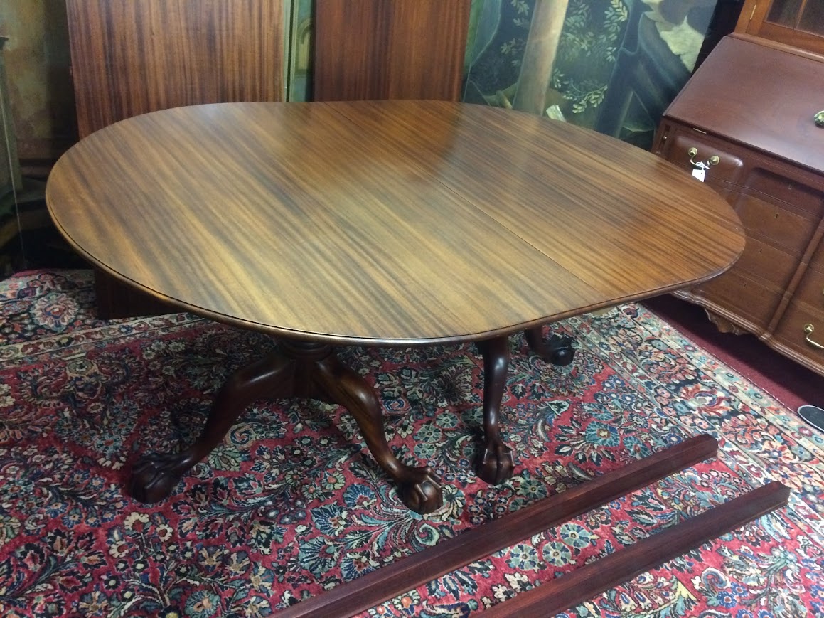 Colonial Style Dining Table, Tilting Dining Table, Mahogany Oval Table - Image 5