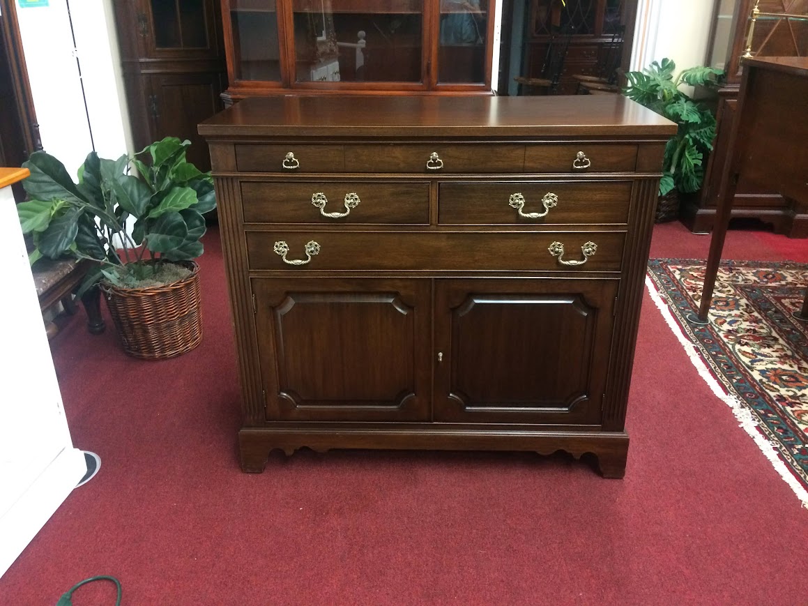 Vintage Server, Mahogany Server, Georgetown Galleries - Image 3