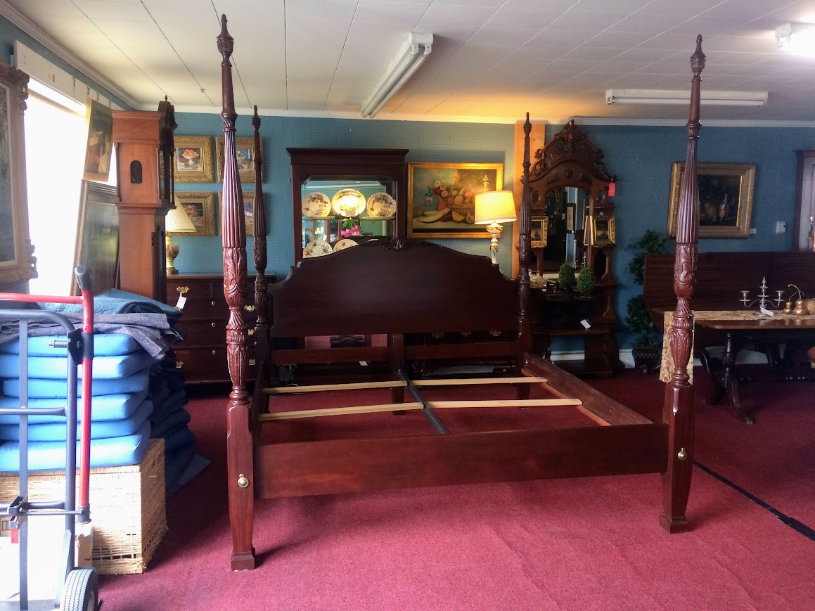 Vintage King Size Poster Bed, Lexington Furniture - Image 2