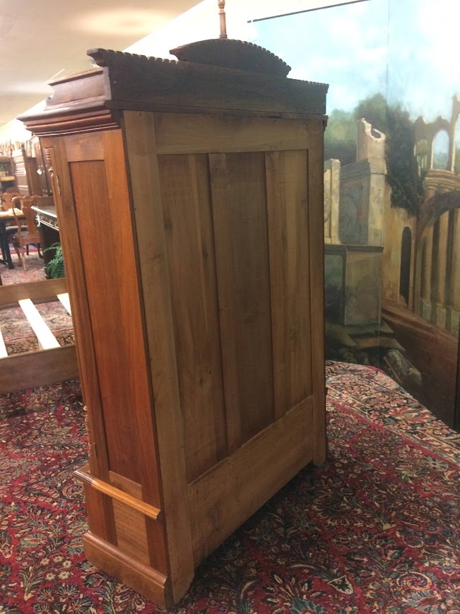 Antique Victorian Bookcase, Walnut Bookshelf with Glass Doors - Image 20