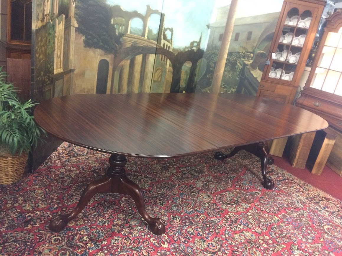 Colonial Style Dining Table, Tilting Dining Table, Mahogany Oval Table Refinished - Image 6