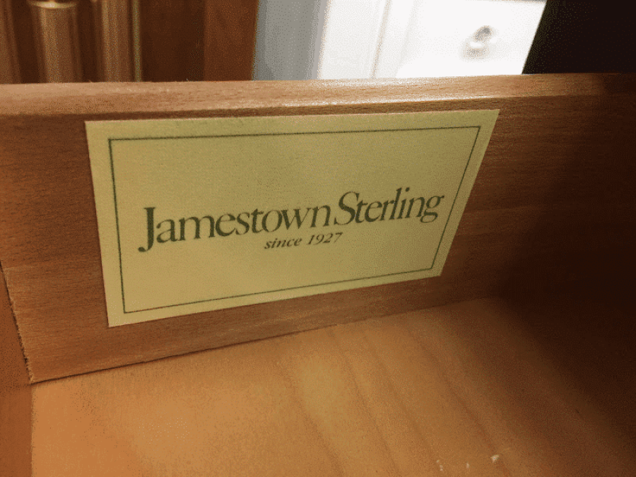 jamestown sterling dining room table